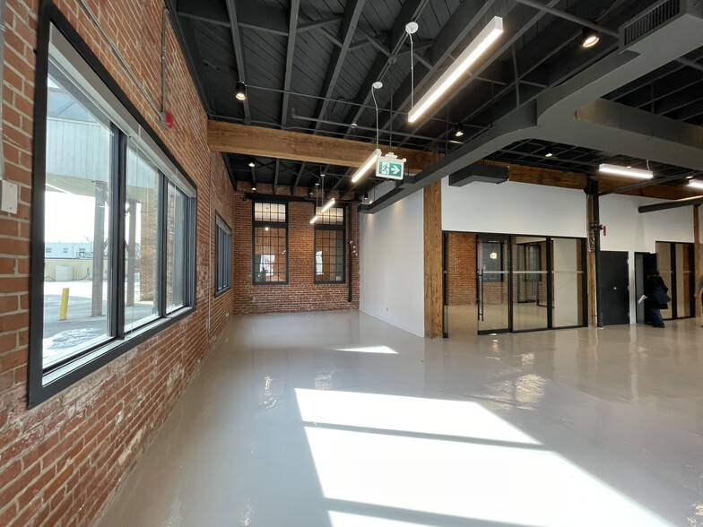 65 Heward Ave, Toronto, ON en alquiler - Foto del interior - Imagen 1 de 1