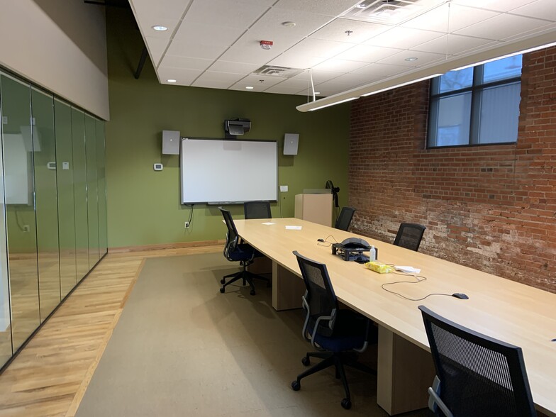 61 Commercial St, Rochester, NY en alquiler - Foto del interior - Imagen 3 de 7