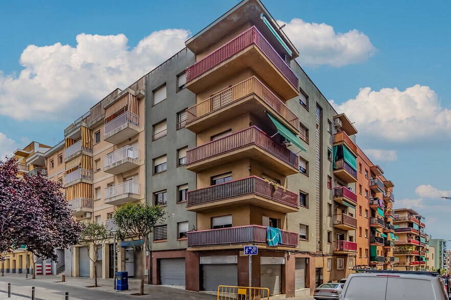 Edificio residencial en Mataró, Barcelona en venta - Foto del edificio - Imagen 1 de 1