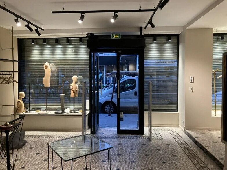 6-8 Rue De Charonne, Paris en alquiler - Foto del edificio - Imagen 3 de 6