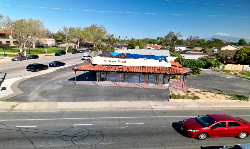 1519 Mount Vernon Ave, Bakersfield, CA en venta - Foto del edificio - Imagen 3 de 6