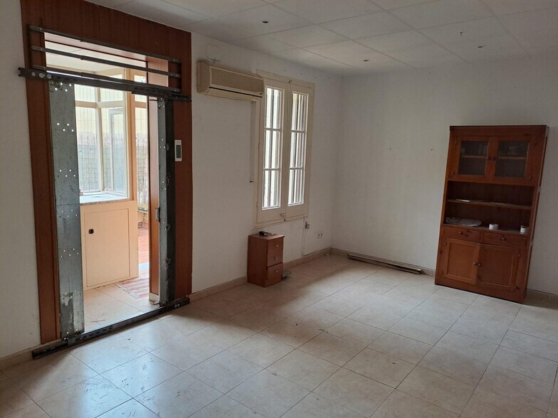 Edificio residencial en Barcelona, Barcelona en venta - Foto del interior - Imagen 1 de 7