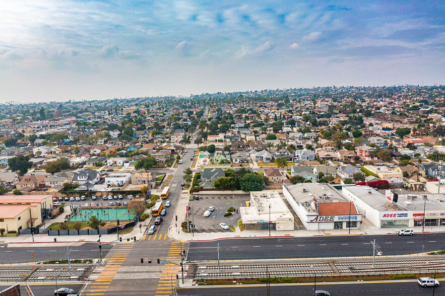 5471 Crenshaw Blvd, Los Angeles, CA en alquiler - Foto del edificio - Imagen 3 de 6