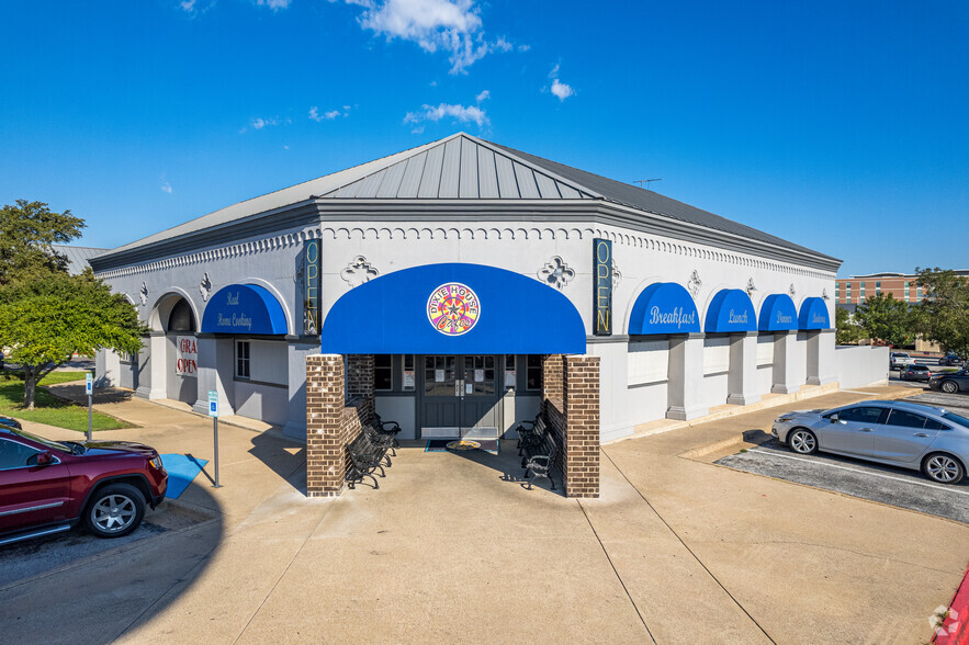 900 W Airport Fwy, Hurst, TX en alquiler - Foto del edificio - Imagen 3 de 14