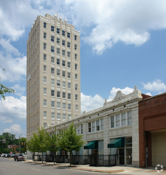 228 Holmes Ave NE, Huntsville, AL en alquiler - Foto del edificio - Imagen 3 de 7