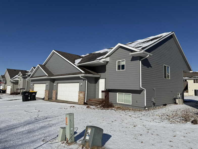 3512 W Hughes Pl, Sioux Falls, SD en venta - Foto del edificio - Imagen 3 de 67