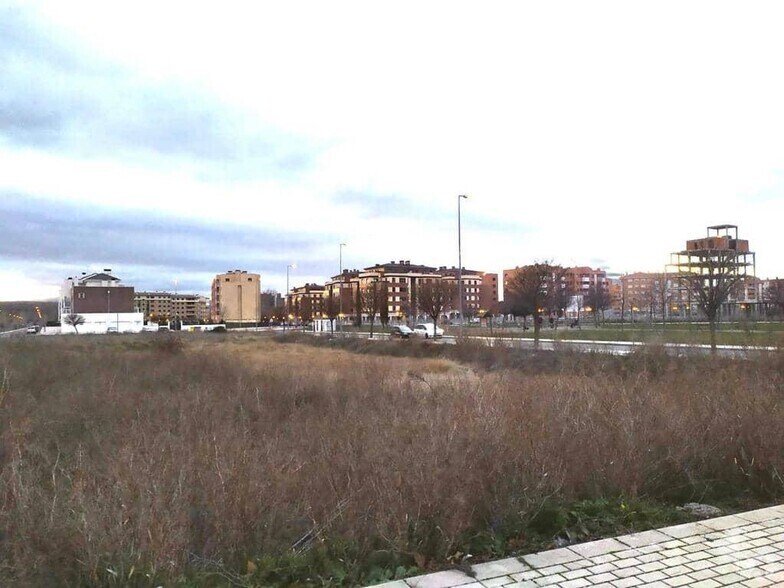 Terreno en Ávila, Ávila en venta - Foto principal - Imagen 1 de 5
