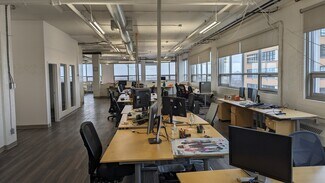 Más detalles de 55 Av Du Mont-Royal O, Montréal, QC - Oficina en alquiler