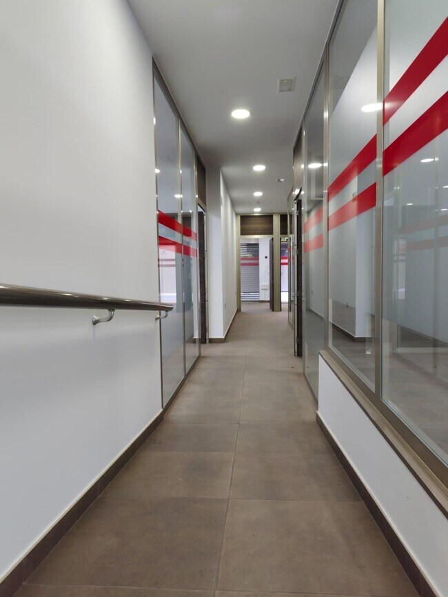 Más detalles de Local en alquiler