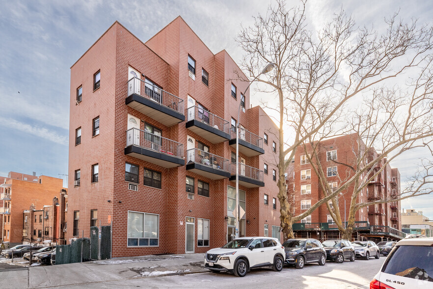 136-20 Cherry Ave, Flushing, NY en venta - Foto principal - Imagen 1 de 5