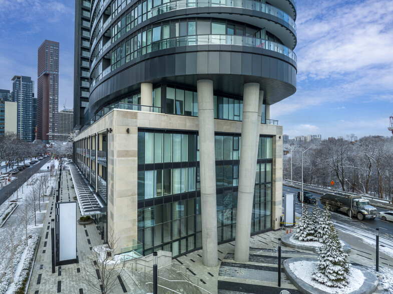 575 Bloor St E, Toronto, ON en alquiler - Foto del edificio - Imagen 3 de 5