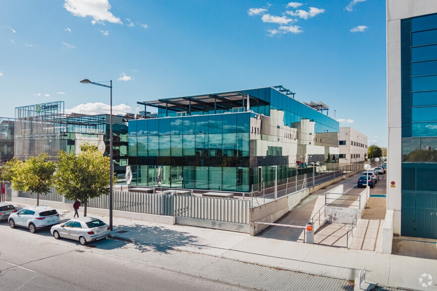 Calle de Miguel Faraday, 18, Getafe, Madrid en alquiler - Foto del edificio - Imagen 2 de 5