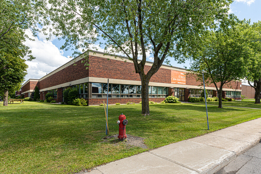 1624-1692 Ave 50th, Montréal, QC en alquiler - Foto del edificio - Imagen 3 de 6