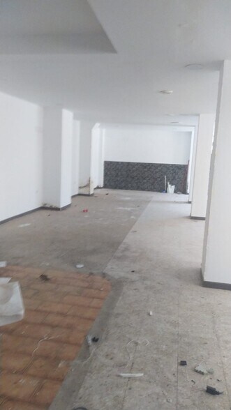 Local en Cáceres en alquiler - Foto del edificio - Imagen 2 de 8