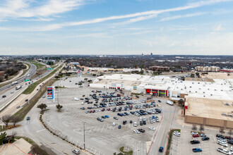 2201 S Interstate 35 E, Denton, TX - vista aérea  vista de mapa - Image1