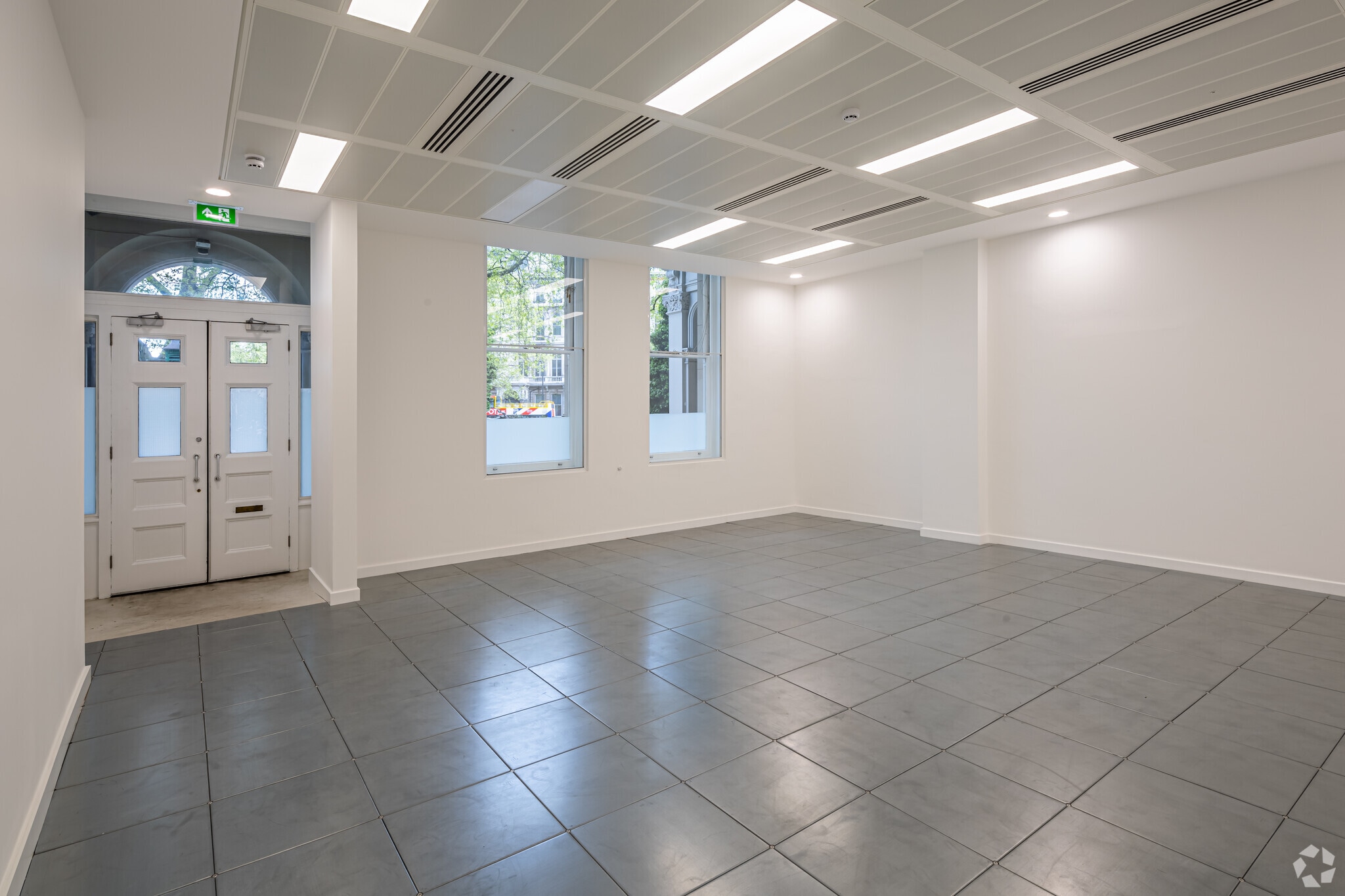 12-18 Grosvenor Gdns, London en alquiler Foto del interior- Imagen 1 de 6