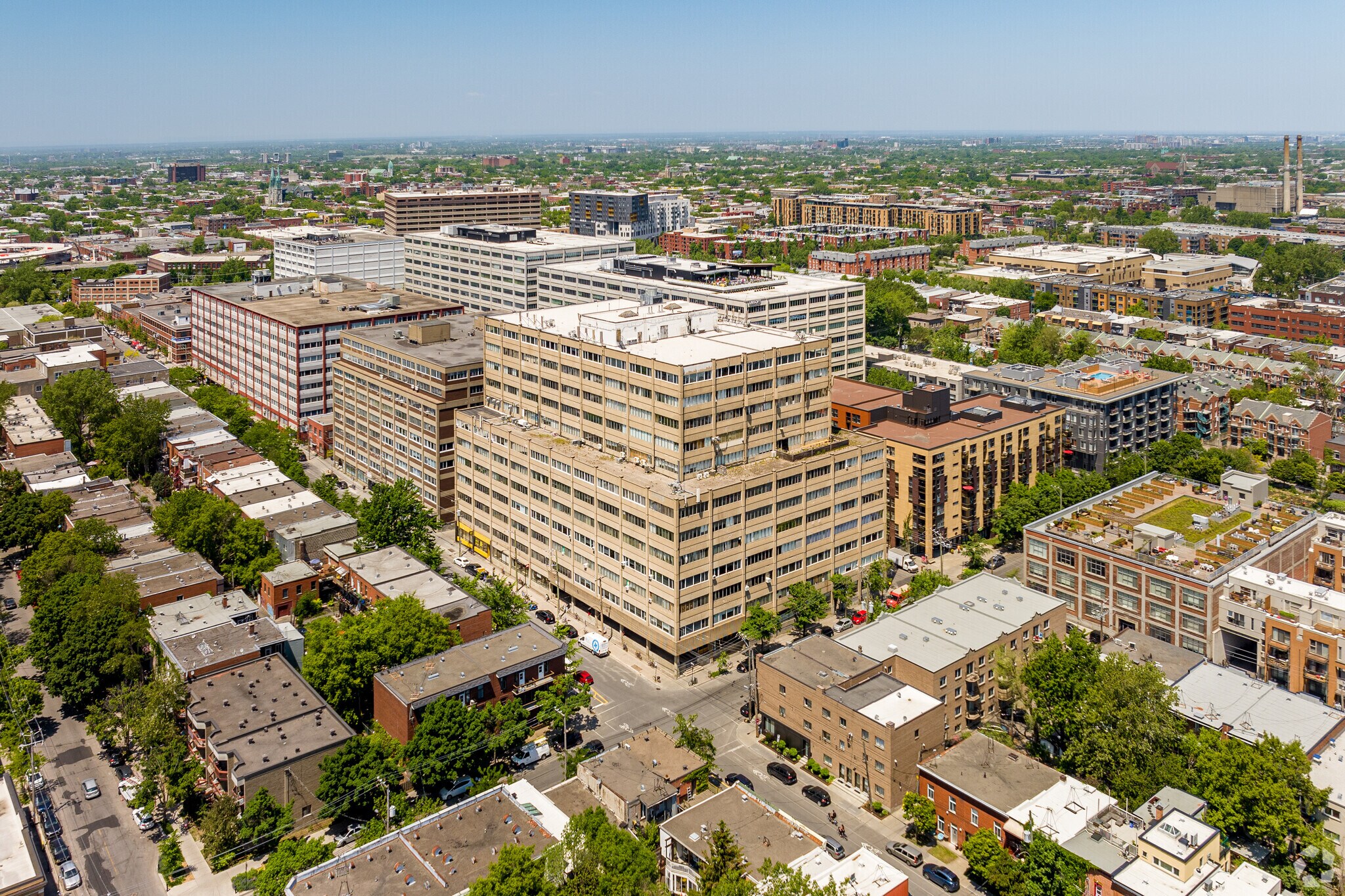 5333-5335 Av Casgrain, Montréal, QC en alquiler Foto del edificio- Imagen 1 de 5