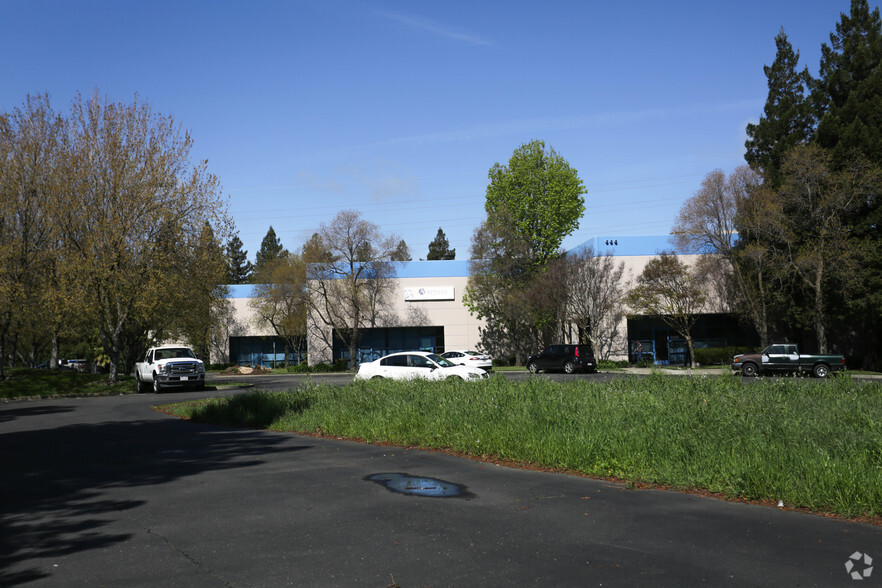 3200-3240 Reed Ave, West Sacramento, CA en alquiler - Foto del edificio - Imagen 3 de 8