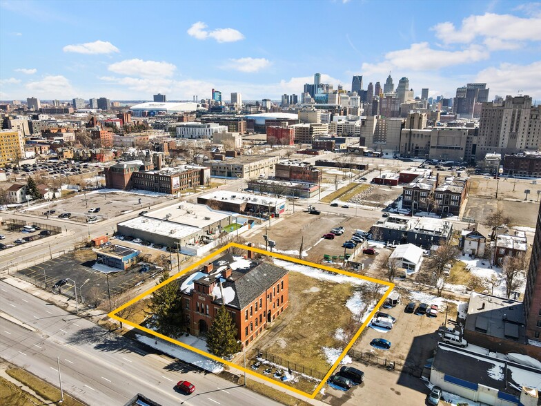 453 Martin Luther King Jr. Blvd, Detroit, MI en venta - Foto del edificio - Imagen 1 de 25