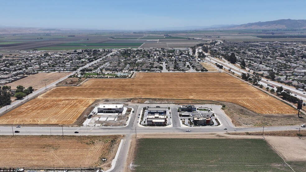 Walnut Ave, And 3rd Street, Greenfield, CA en venta - Foto del edificio - Imagen 2 de 44