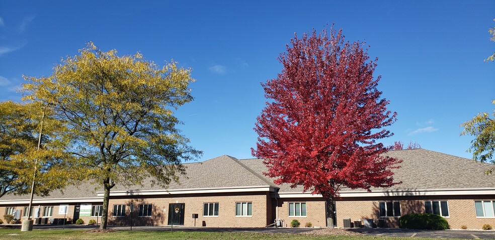 5485 W Grande Market Dr, Appleton, WI en alquiler - Foto del edificio - Imagen 1 de 9