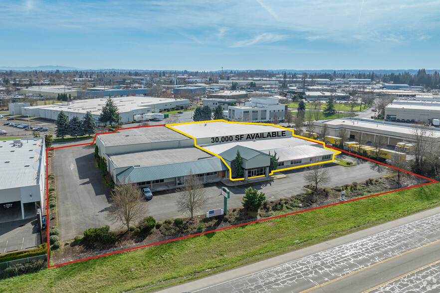 3515 Del Webb Ave NE, Salem, OR en alquiler - Foto del edificio - Imagen 2 de 9