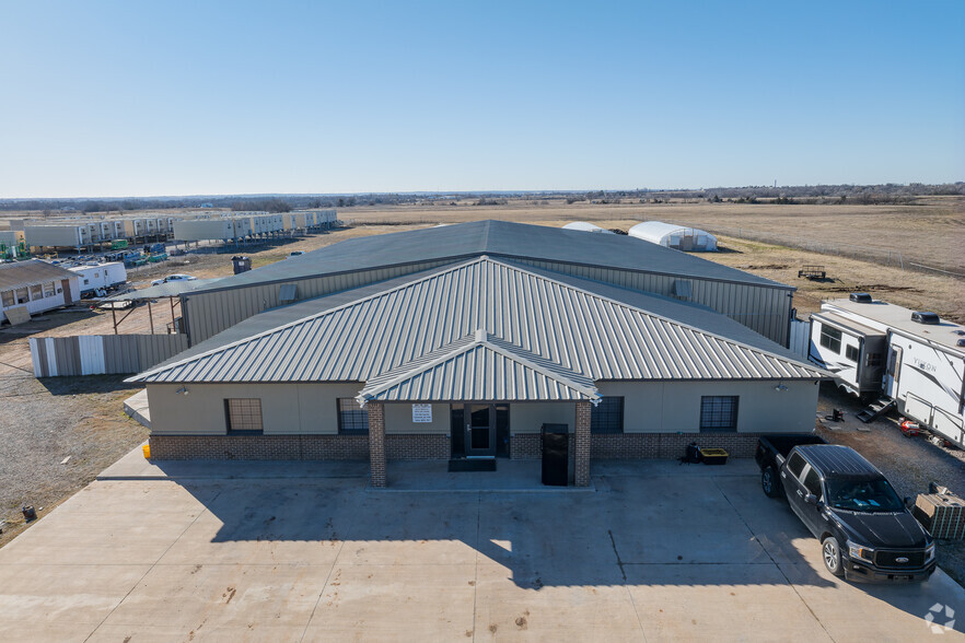 969 Pikes Peak Rd, Chickasha, OK en venta - Foto del edificio - Imagen 3 de 26