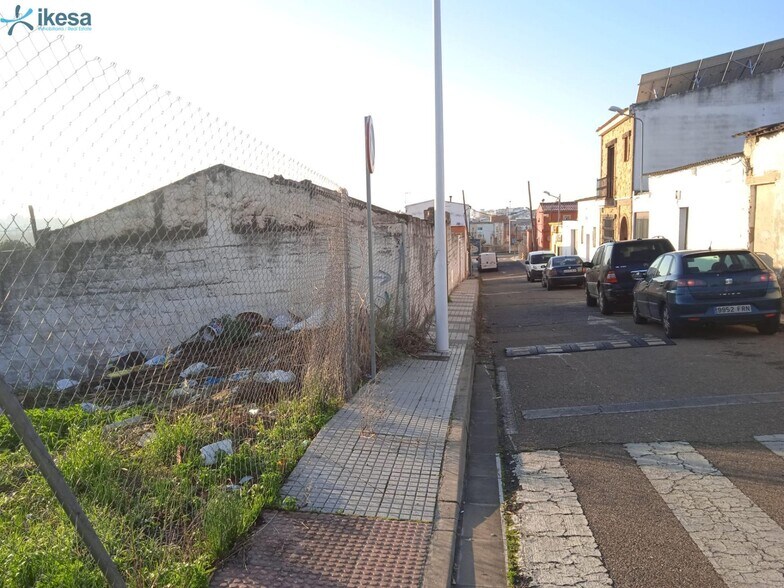 Terreno en Mérida, Badajoz en venta - Foto del edificio - Imagen 3 de 10