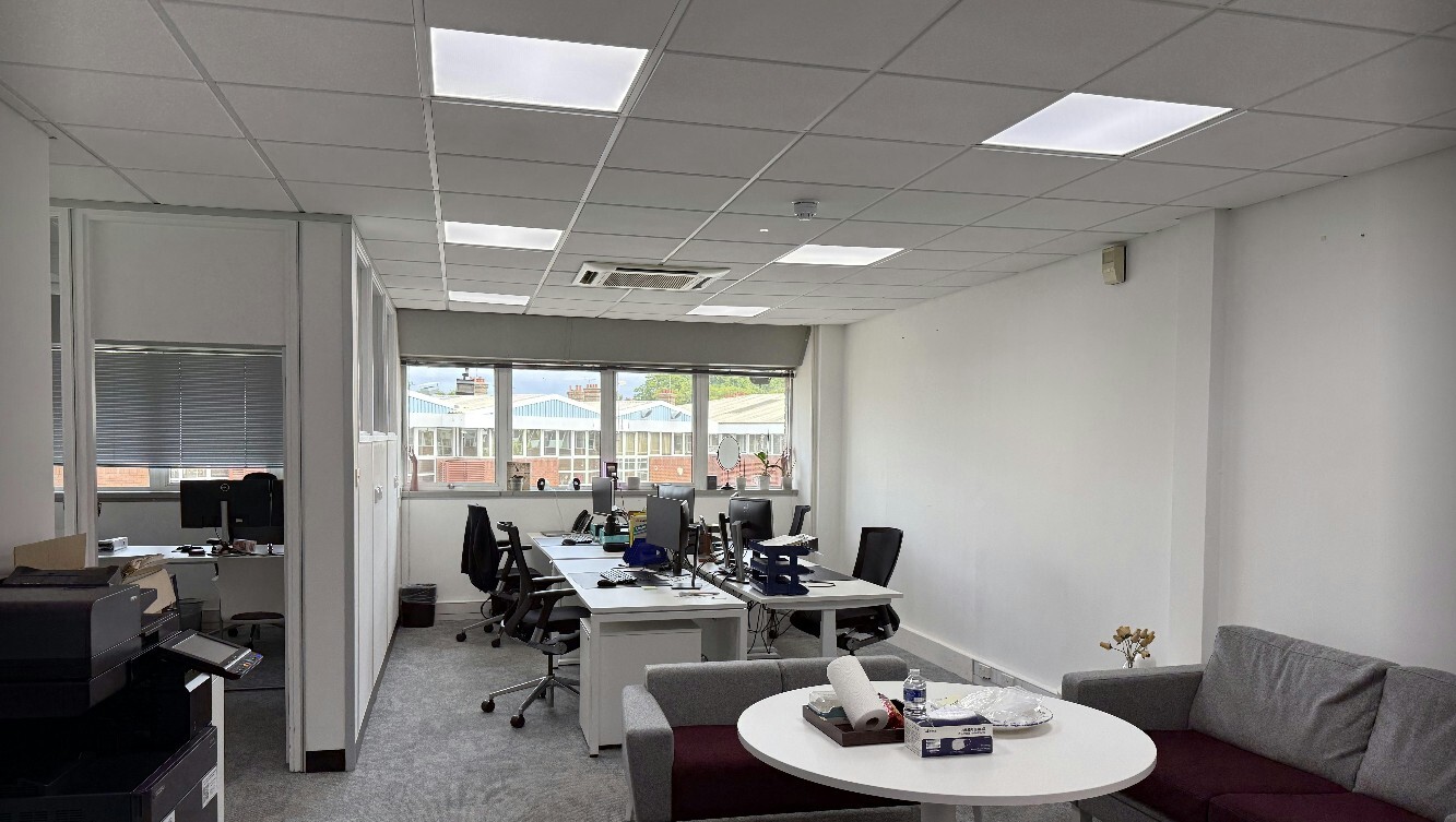 Sulivan Rd, London, LND SW6 3DU - Unidad 14 & 15 - - Foto del interior - Image 1 of 4