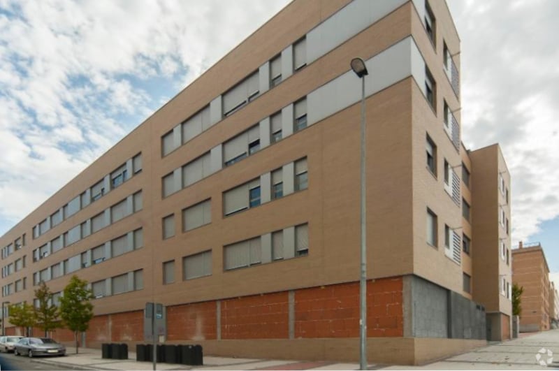 Edificio residencial en Arganda del Rey, Madrid en venta - Foto del edificio - Imagen 2 de 3