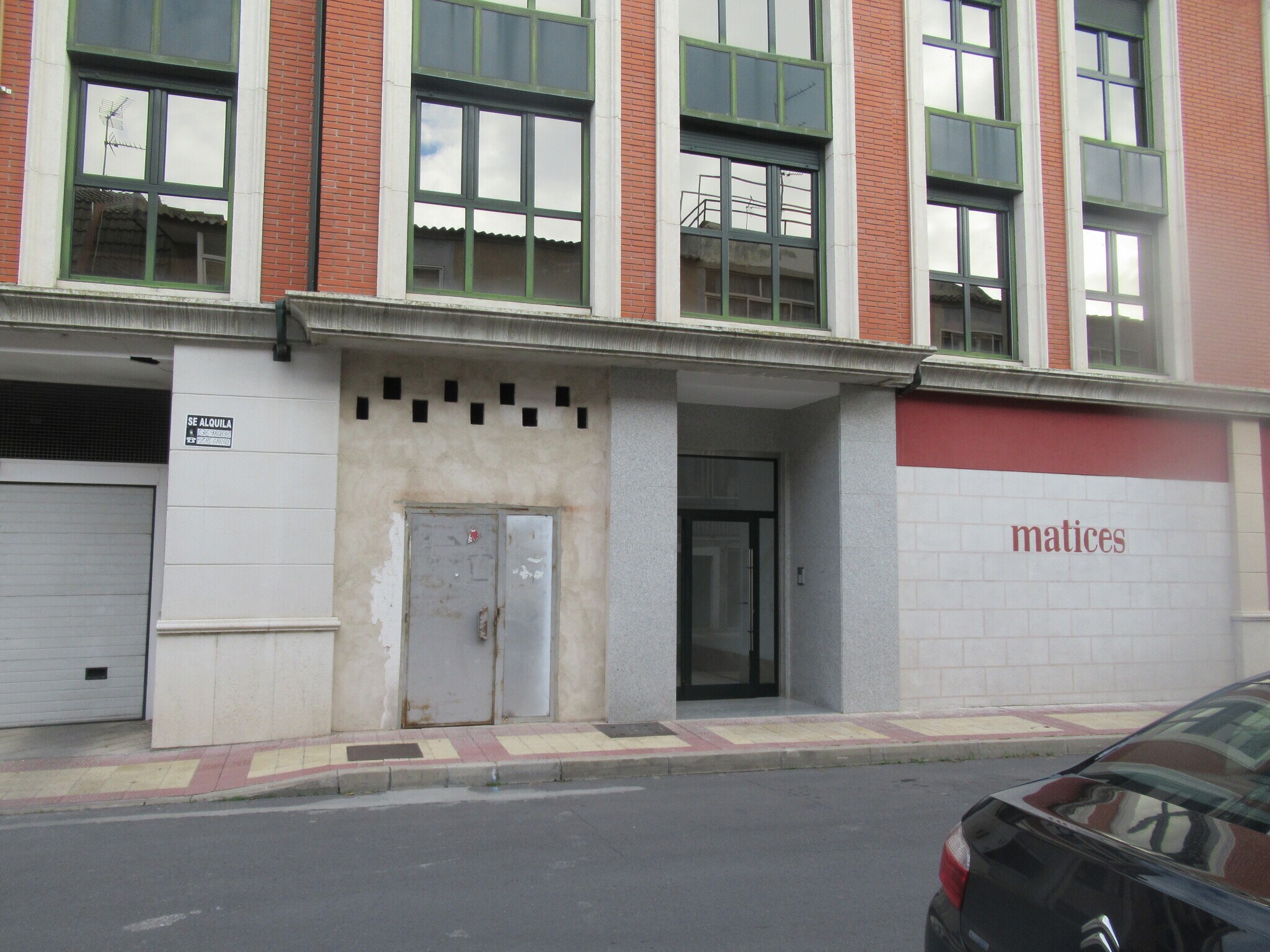 Local en Íscar en venta Foto del edificio- Imagen 1 de 7