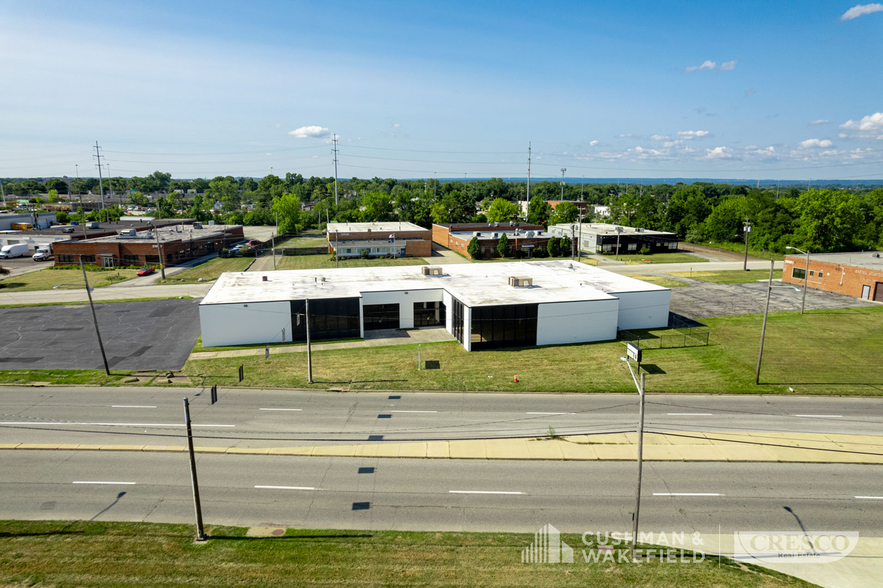 20900 Miles Pky, Warrensville Heights, OH en alquiler - Foto del edificio - Imagen 1 de 13