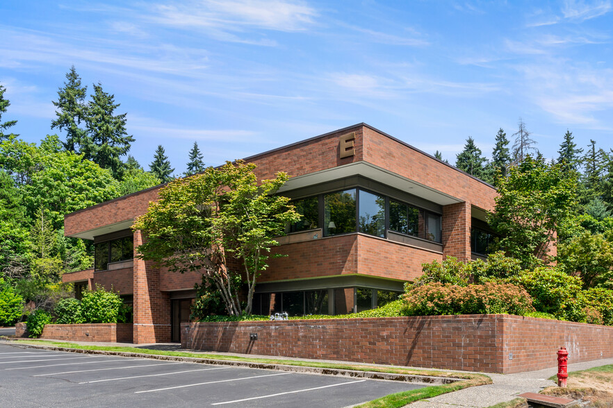 2320 130th Ave NE, Bellevue, WA en alquiler - Foto del edificio - Imagen 3 de 12