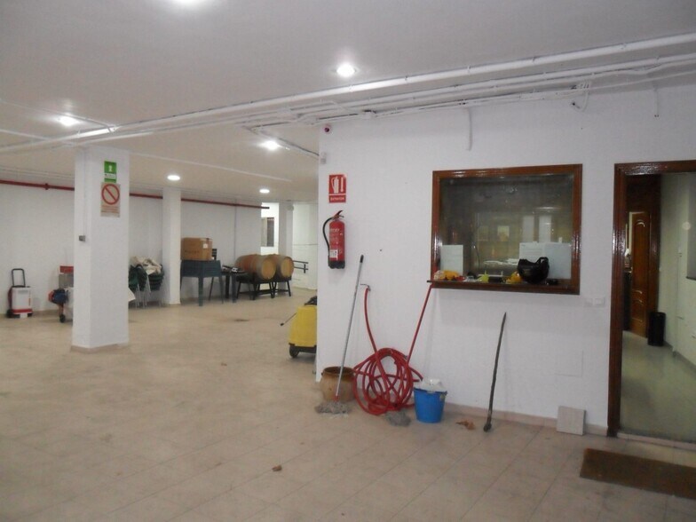 Local en Cáceres, Cáceres en venta - Foto del edificio - Imagen 1 de 9