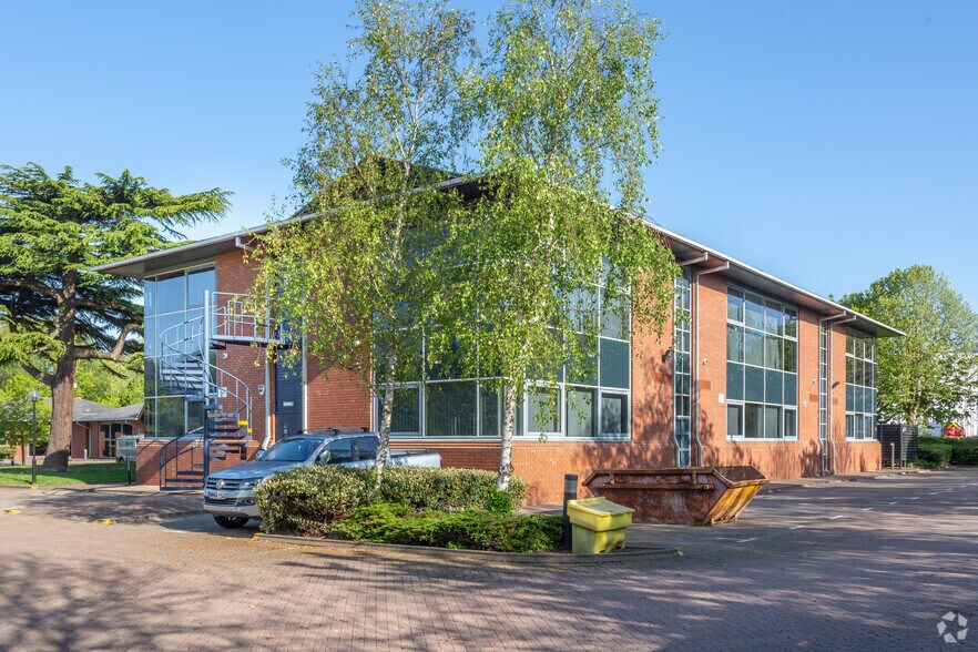 715 Waterside Dr, Almondsbury en alquiler - Foto del edificio - Imagen 3 de 9