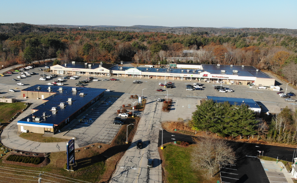 15 Freetown Rd, Raymond, NH en alquiler - Foto del edificio - Imagen 1 de 4