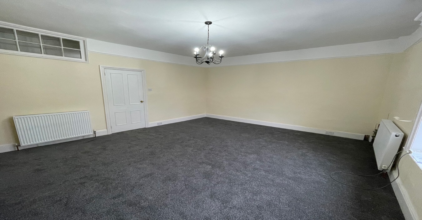 21-23 High St, Wetherby, WYK LS22 6LR - Unidad 21 - - Foto del interior - Image 2 of 6