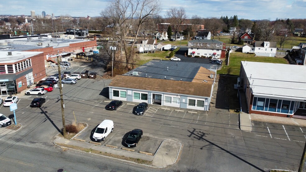 351 Walnut St, Agawam, MA en venta - Foto del edificio - Imagen 1 de 7