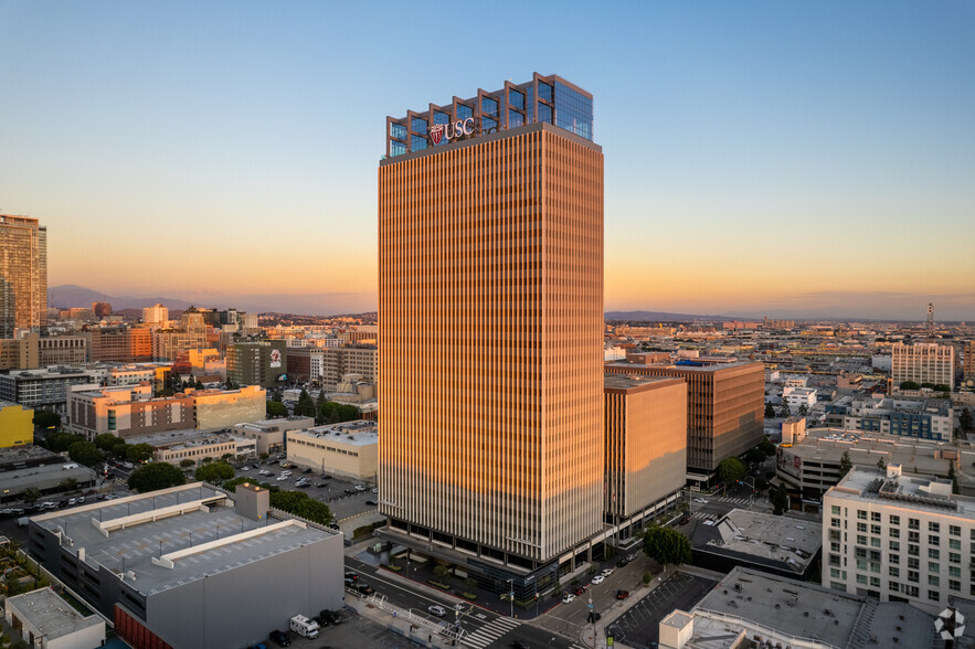 1150 S Olive St, Los Angeles, CA en alquiler - Foto del edificio - Imagen 2 de 16