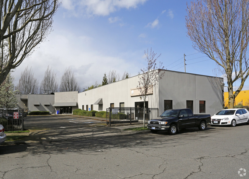 1800 NE 2nd Ave, Portland, OR en alquiler - Foto principal - Imagen 1 de 4