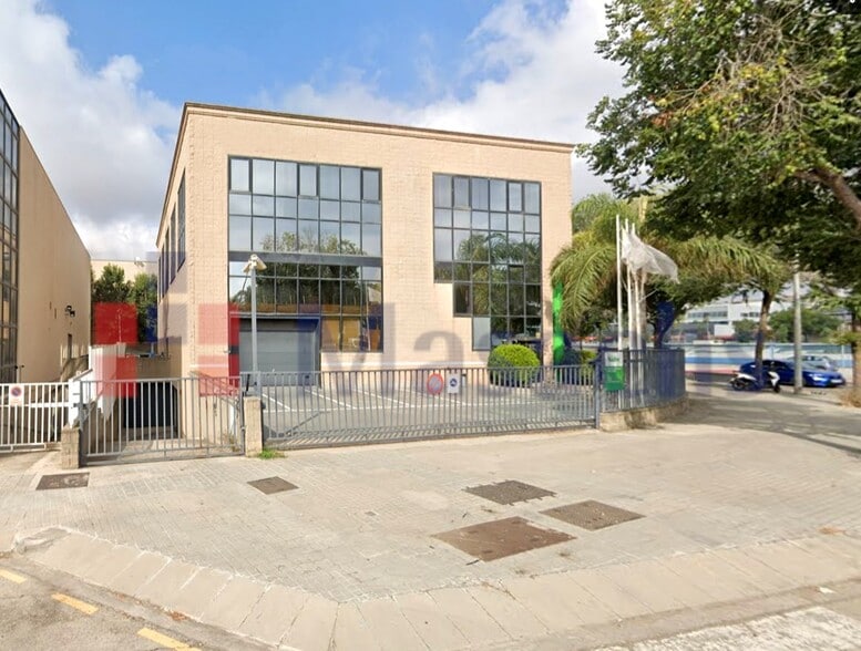 Nave en L'Hospitalet de Llobregat, Barcelona en alquiler - Foto del edificio - Imagen 2 de 6