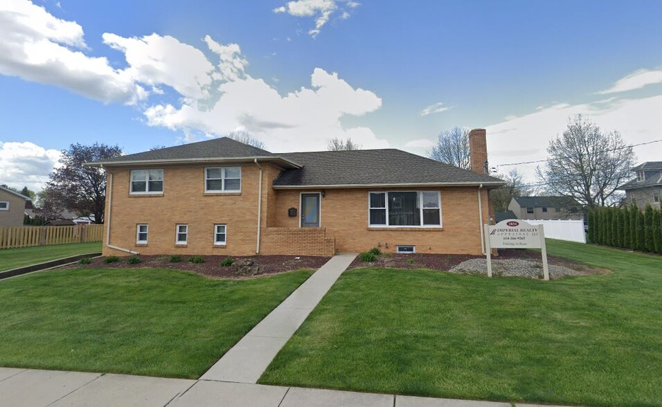 1034 3rd St, Whitehall, PA en venta - Foto del edificio - Imagen 1 de 20