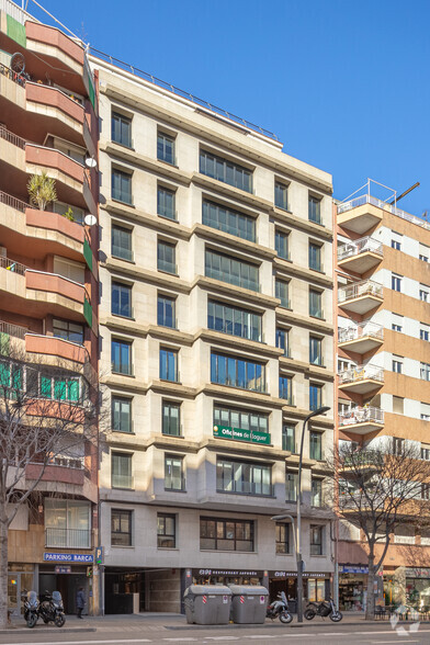 Oficinas en Barcelona, Barcelona en alquiler - Foto del edificio - Imagen 2 de 4