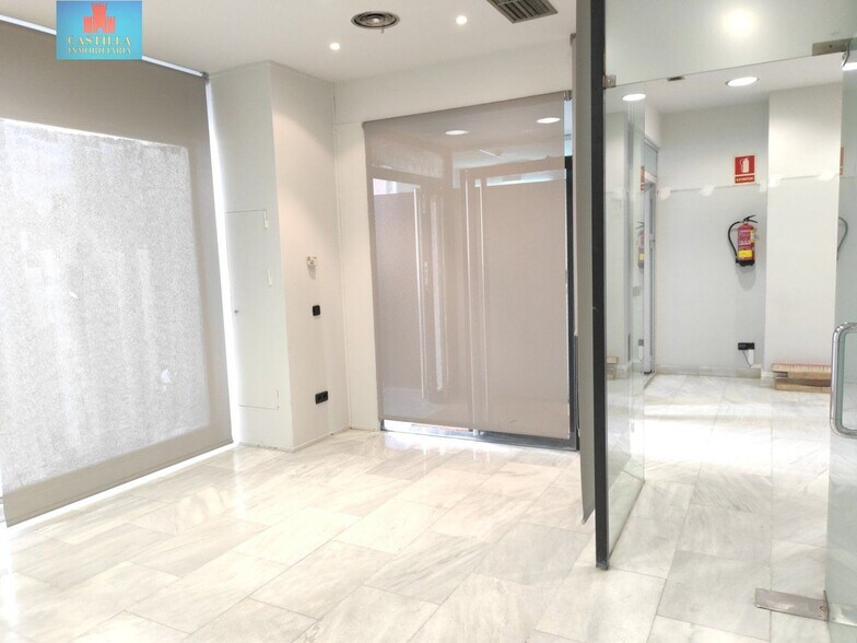 Local en Ávila, Ávila en alquiler - Foto del interior - Imagen 3 de 6