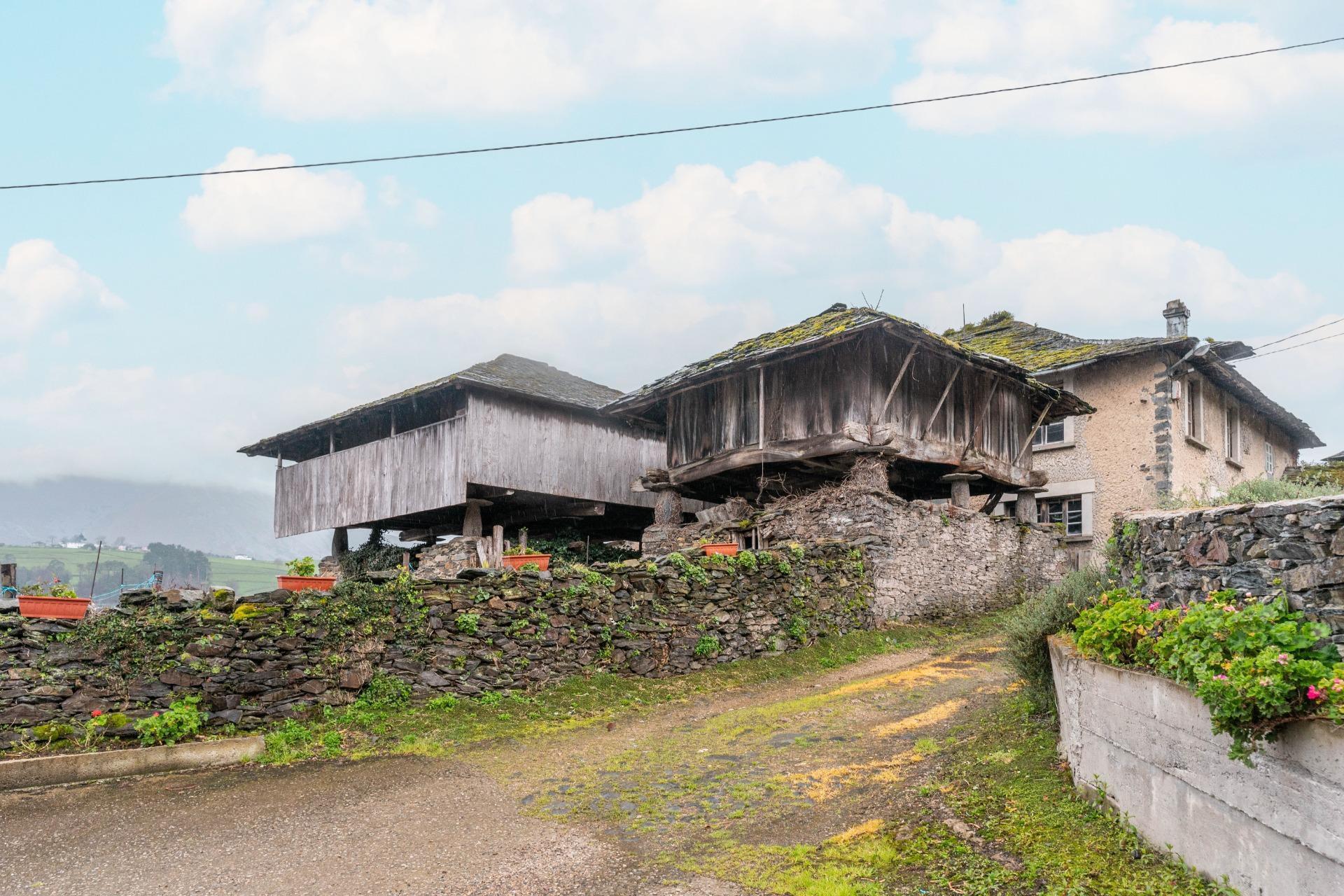 Aldea Carboniella, Valdés, Asturias en venta Foto del edificio- Imagen 1 de 81