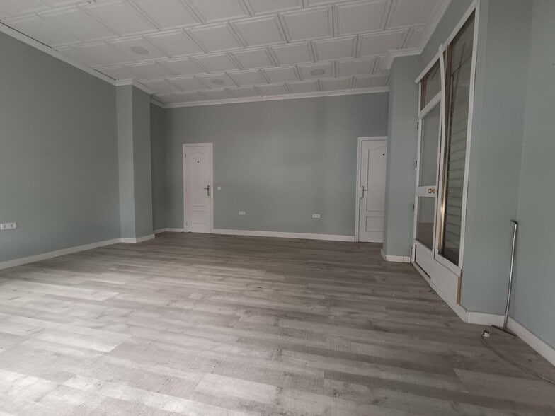 Local en Córdoba en venta - Foto del interior - Imagen 1 de 7