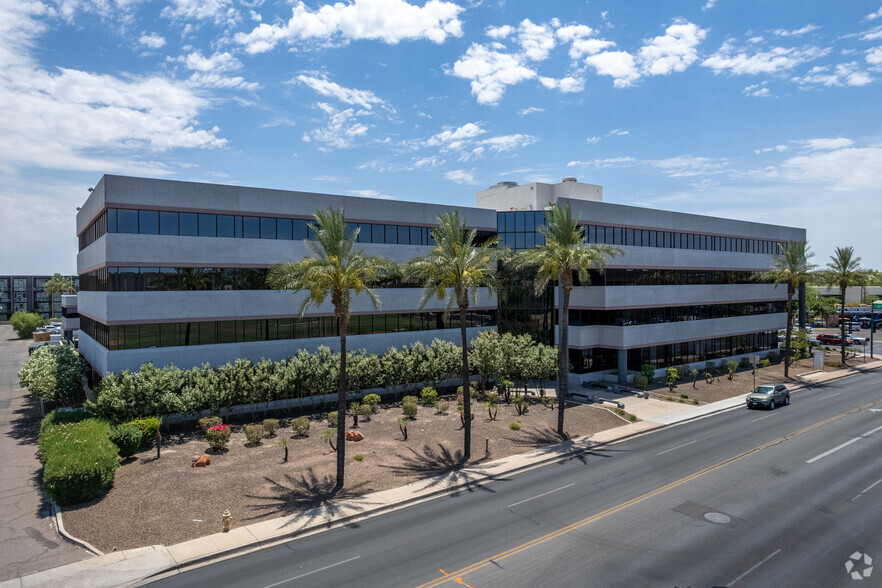 5353 N 16th St, Phoenix, AZ en alquiler - Foto del edificio - Imagen 2 de 9