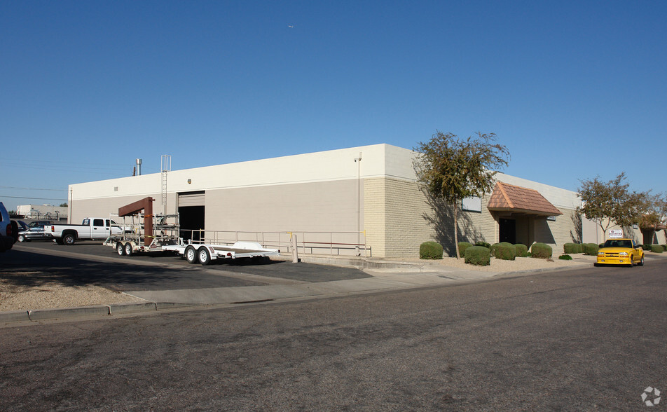 5620-5624 N 53rd Ave, Glendale, AZ en alquiler - Foto del edificio - Imagen 3 de 6