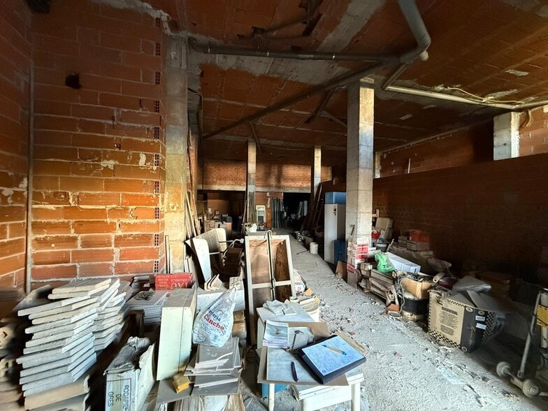 Local en Cáceres en venta - Foto del interior - Imagen 2 de 20