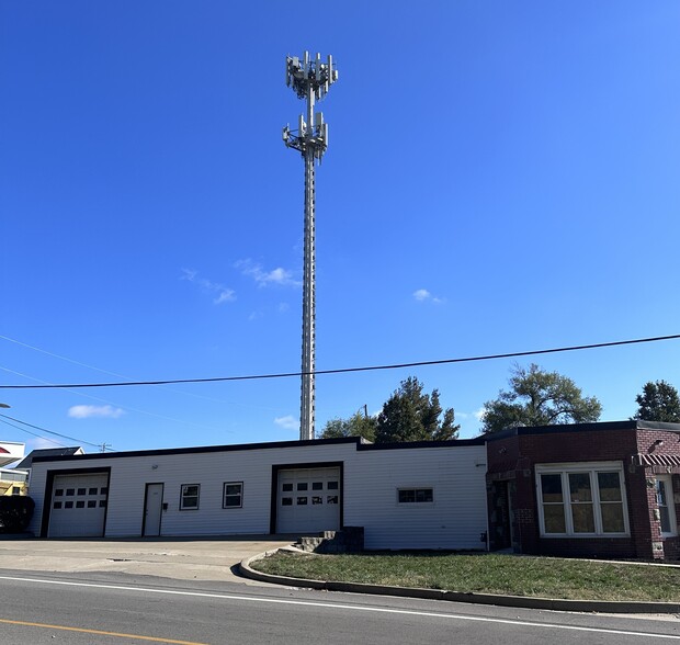 4223-4225 NE Antioch Rd, Kansas City, MO en alquiler - Foto del edificio - Imagen 3 de 6